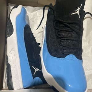 Jordan Max Aura 2